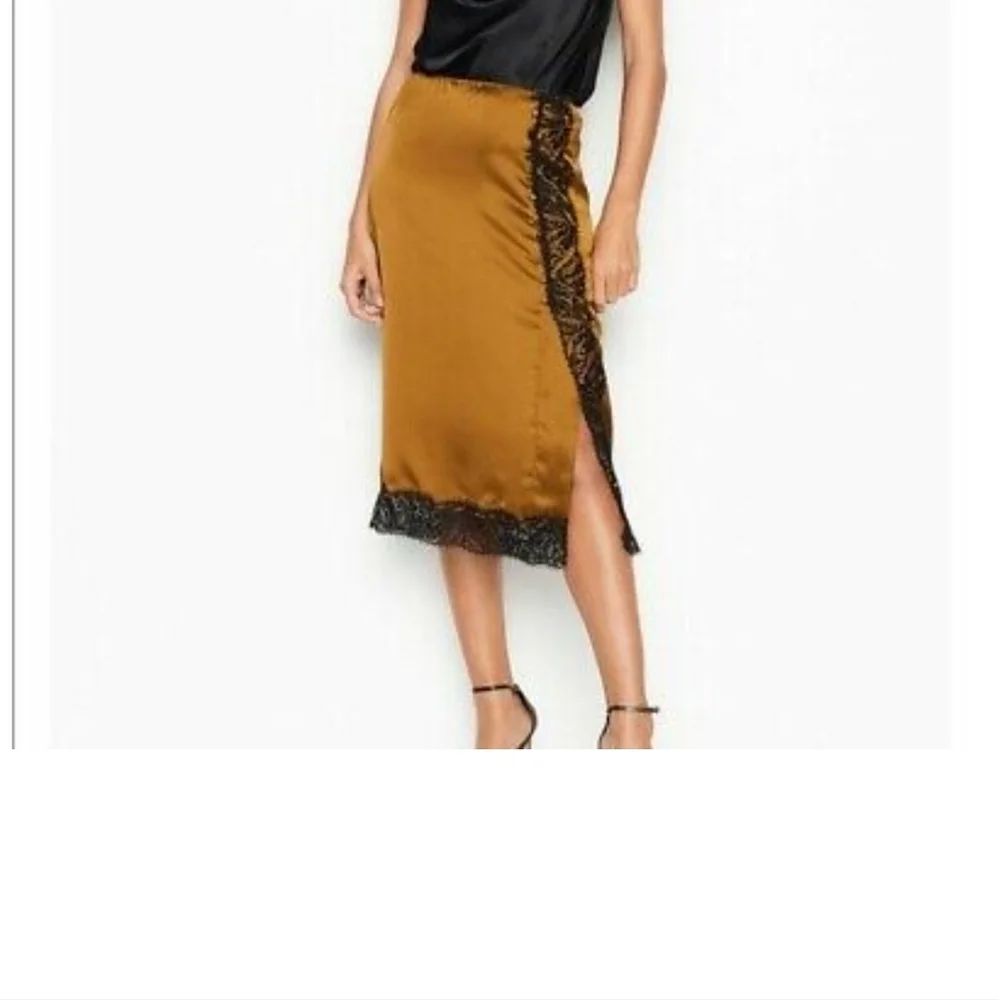Victoria's Secret‎ Satin Midi Skirt Golden Bronze Size Medium Black Lace